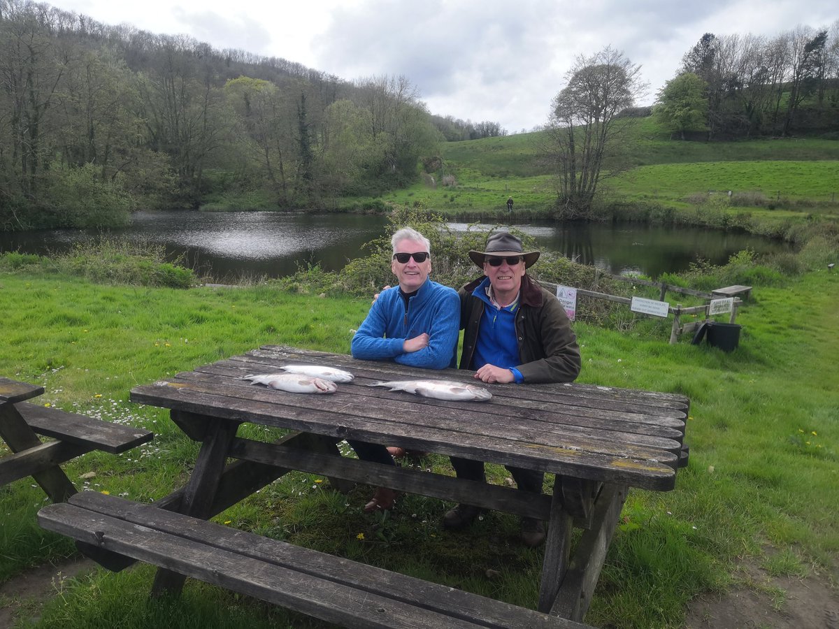 The fly fishing Instructor tweet media