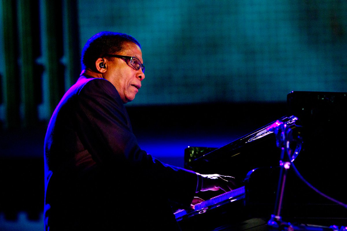 'Over the years, I have seen first-hand how this music, born in the United States, has truly become the cultural heritage of the world.' —@UNESCO Goodwill Ambassador @herbiehancock, who first proposed the idea for Int'l #JazzDay in 2011: 🎹 bit.ly/2RfxHSn @IntlJazzDay