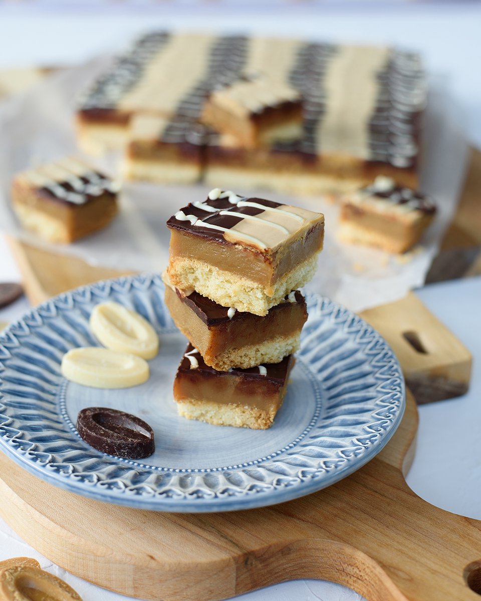 Ultra gourmand, régressif et facile à préparer, je vous donne la recette du shortbread millionnaire de mon amie Catherine. C'est une gourmandise d'origine écossaise qui a eu un grand succès chez moi. 
La recette à retrouver ici : turbigo-gourmandises.fr/millionnaire-s…