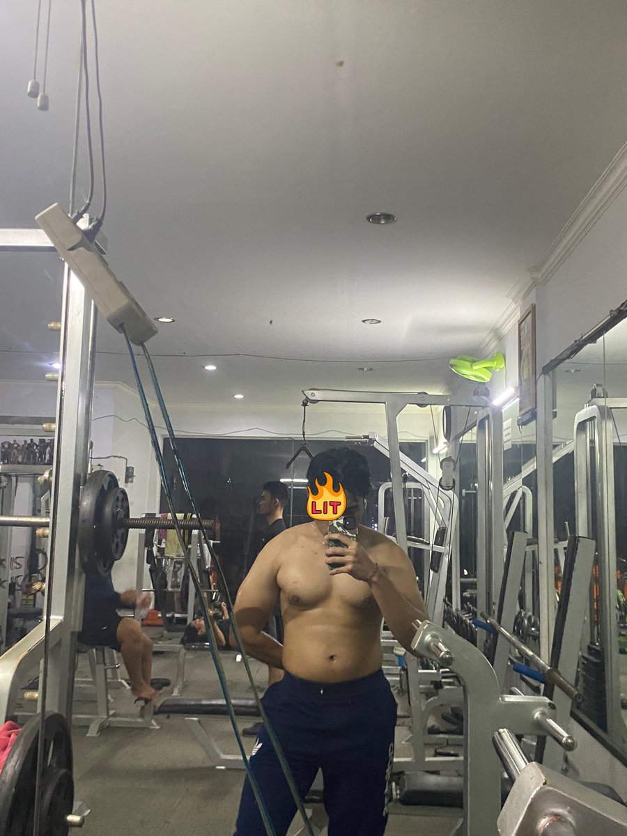 Siap kan olahraga bareng ?🔥🥵