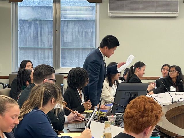 Our #ModelUN students made us incredibly proud at the 2024 Spring #MUN Conference in D.C.! Congratulations to all, with a special shoutout to Henry S. '24, who won the Outstanding Delegate Award, and Luna C. '27 and Grace C. '27, who earned Honorable Mention! Well done, team!