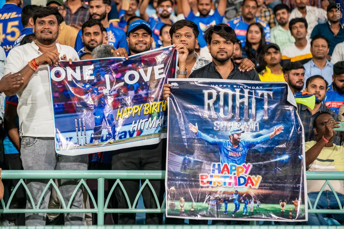 A special birthday poster for Rohit Sharma in Lucknow.

📸: IPL/BCCI