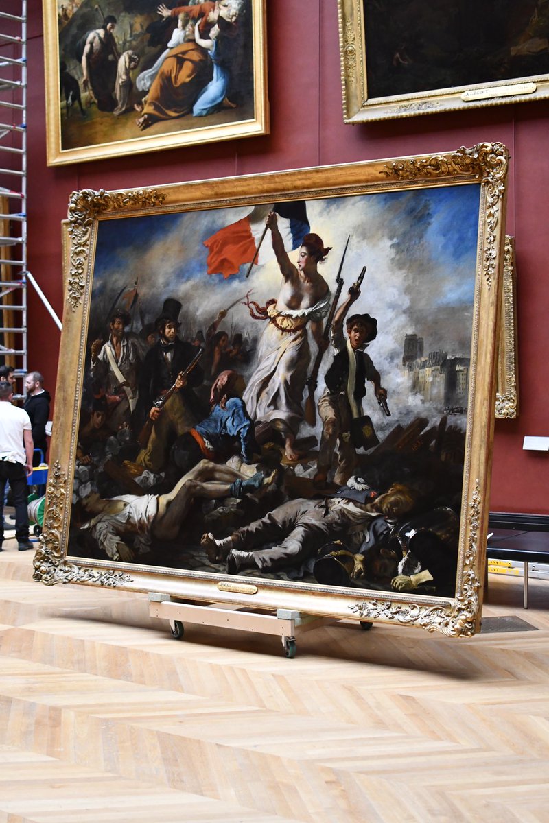MuseeLouvre's tweet image. Grand moment cet après-midi dans les salles du #Louvre autour de la ministre de la Culture, @datirachida : c’est le retour en salle, après six mois de restauration, d’une icône française devenue symbole universel de l’idée qu’elle incarne, La Liberté guidant le peuple d’Eugène…