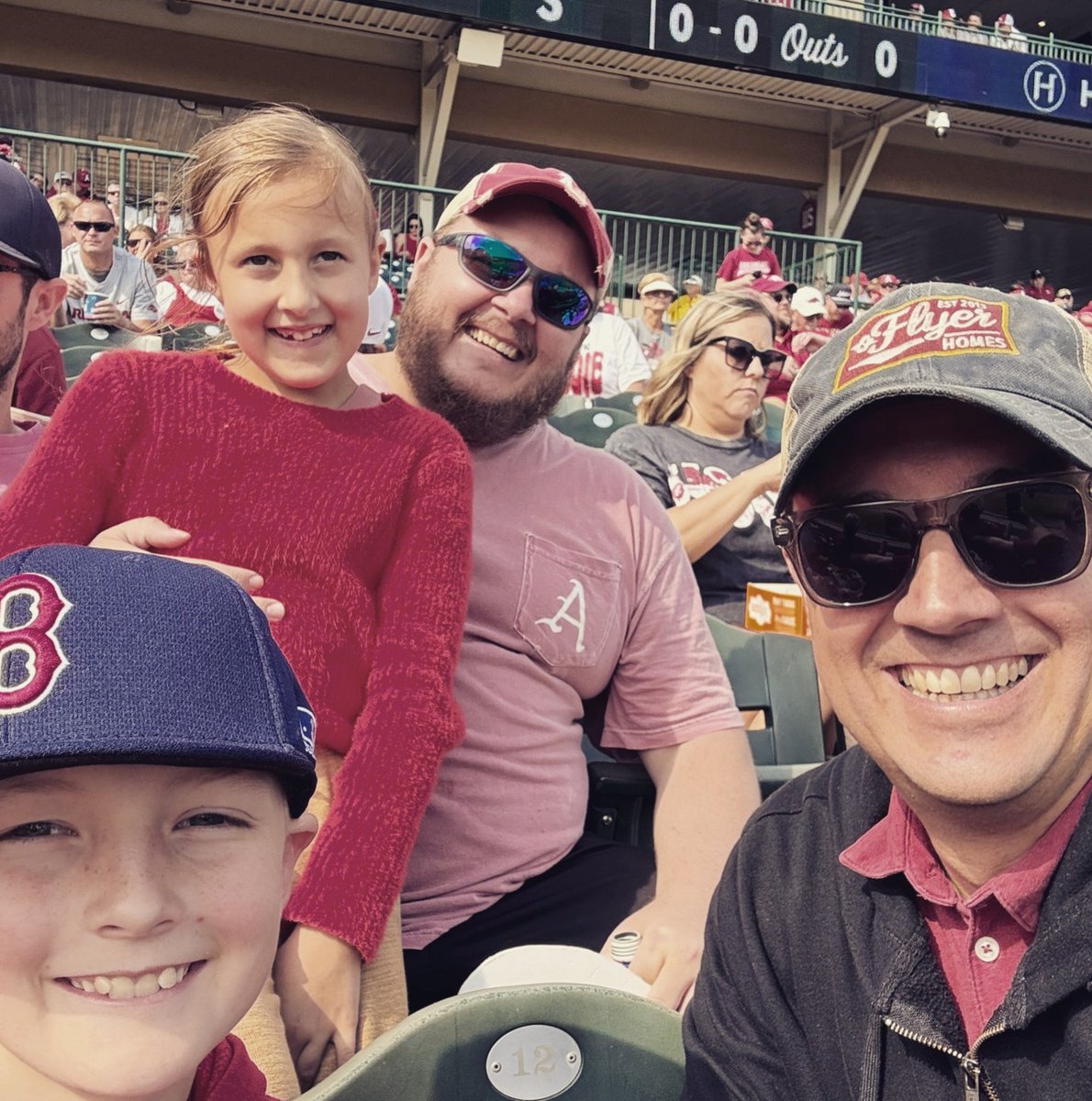 tater_guy's tweet photo. Always a great day when some of the family joins you at #baumwalkerstadium for some hog baseball. I think they had fun. #taterfam #eatyourtaters #tatersgonnatate #hogsvgators2024 #game2and3 #wps #hogs #razorbackbaseball #thisisbaseball #omahogs #espn #secnetwork https://t.co/IwRIFHXc6z