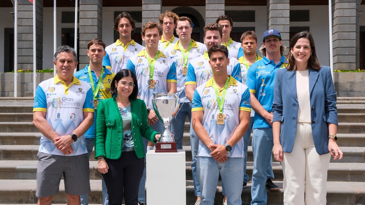 🏒🇪🇺El @clubmolinasport sigue haciendo historia. Tras su segundo título consecutivo en la Copa de Europa, hoy fueron recibidos en las Casas Consistoriales con un merecido homenaje. La próxima temporada ya saben: a seguir sumando trofeos y victorias🏆. ⭐¡Felicidades, equipazo!