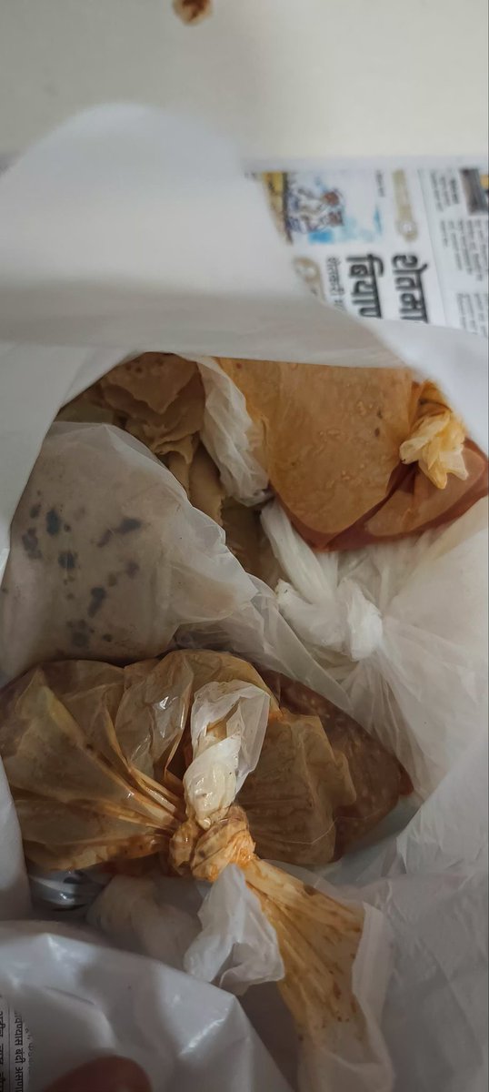 Ordered food from #Zomato and look what i received. I received the food in polythene..#worstpackaging
#patheticservice #zomatofood #badqualityzomato #onlinefoodservice #restaurantfraud