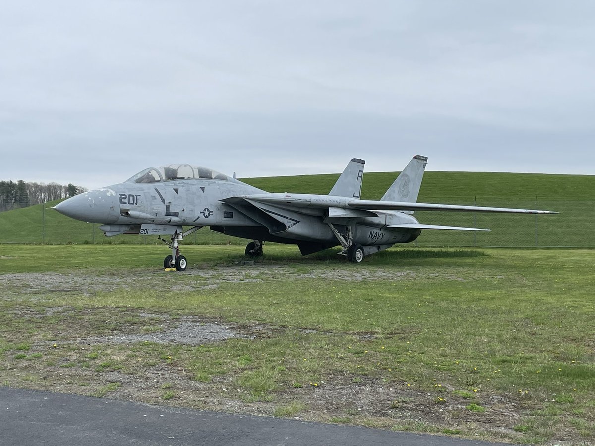 We drove to the Empire State Aerosciences Museum by my special request, only to find it wasn't open D: But a very kind volunteer who was there cleaning planes gave us a private tour as I'd come such a long way :D