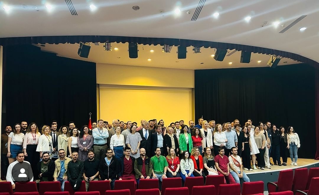 Ege Acil Tıp tweet media