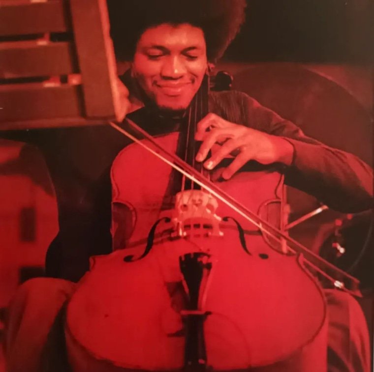 On this day in 1947 #cellist #AbdulWadud was born. 

#strings #cellist #doublebass #cellos #classicallyblack #cellist #celloteacher #cello #cellolessons #blackcellist #cellistsofinstagram #cellistoftheworld #jazzcello #violoncello #violoncelle #celloconcerto #cellolife #cellolove