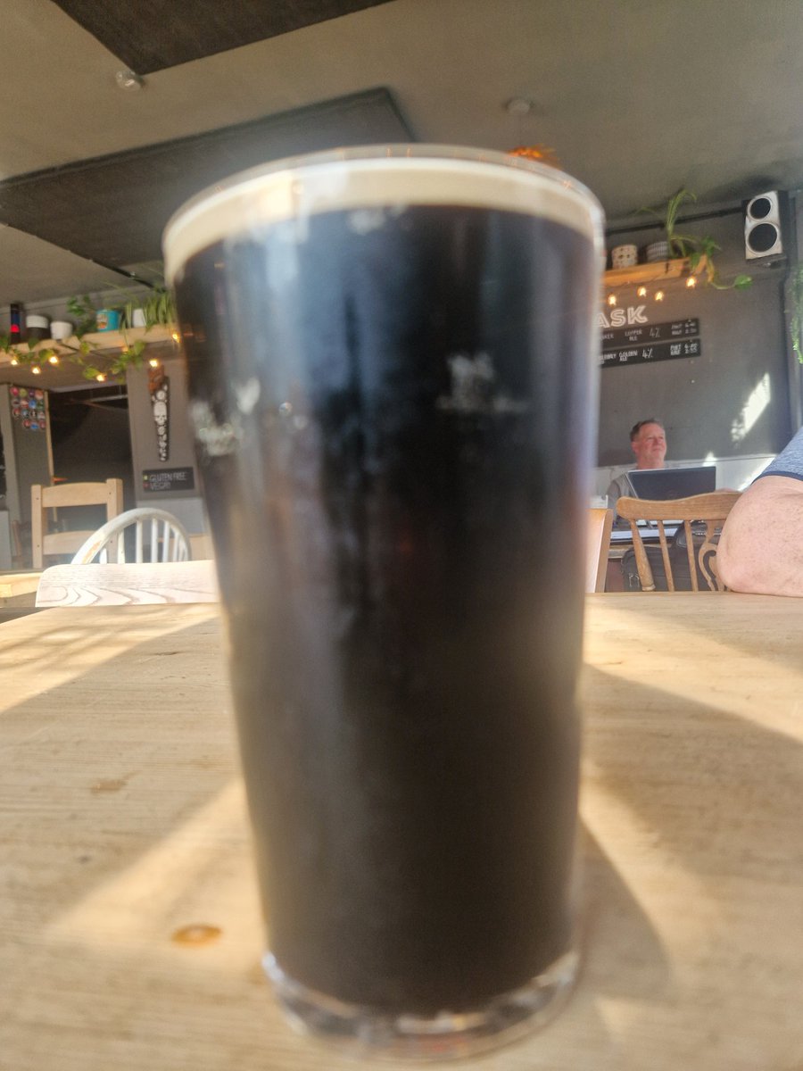 #londonblack @AnspachHobday I've been wanting to try this beer since i invested in the brewery and its sooo goood