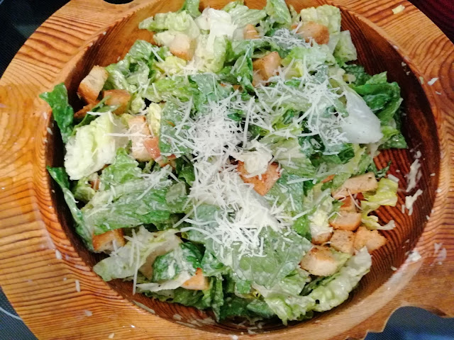 YaDa Chef Private and Personal Chefs: 

Caesar Salad Recipe food.yadachef.com/2019/06/caesar… 

#salad #recipe #caesar #caesarsalad #lunch #dinner #personalchef #privatechef #palmbeach #westpalmbeach #fortlauderdale #bocaraton