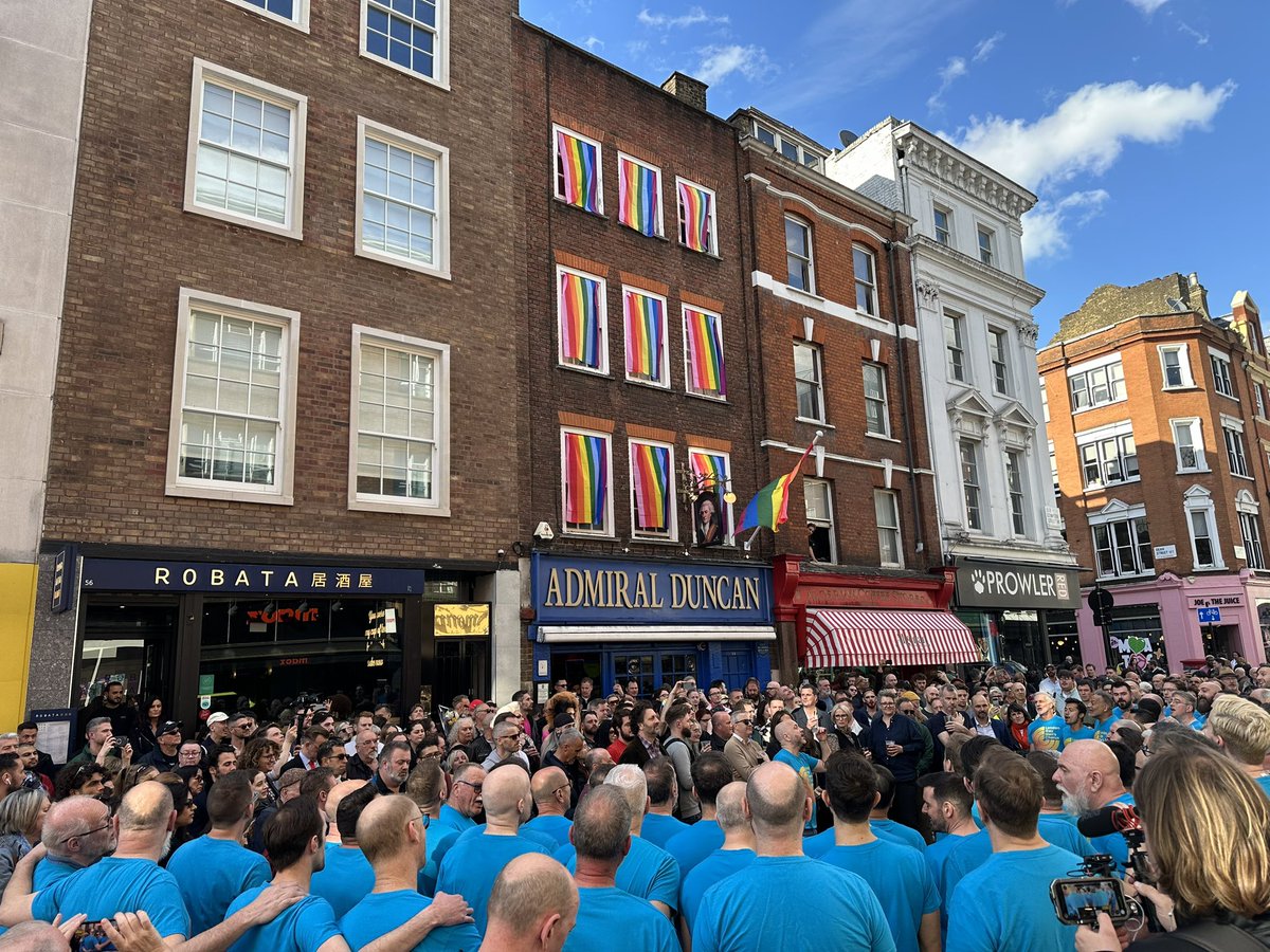 Hundreds of people have gathered outside the iconic Admiral Duncan bar in Soho to recognise the 25th anniversary of a nail bombing that killed three and injured 79 on 30 April 1999 🏳️‍🌈