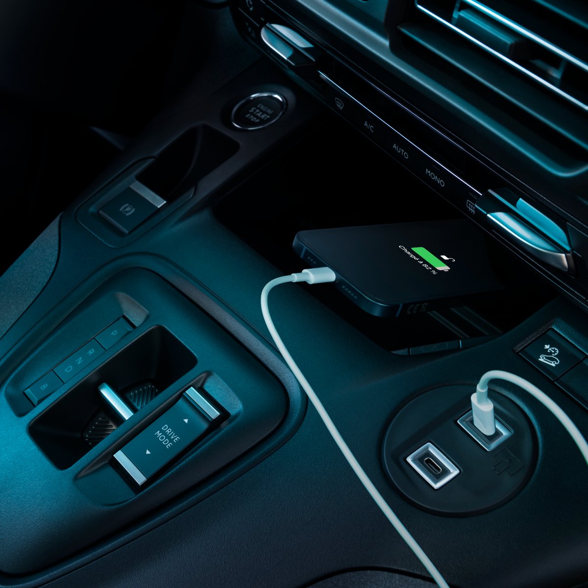 Der neue Peugeot #AllElectric #ERifter – wenn Vielseitigkeit keine Grenzen kennt.

Kombinierte Werte für den E-Rifter gem. WLTP: Energieverbrauch 18,8- 19,2 kWh/100 km; CO2-Emission 0 g/km; CO2-Klasse: A