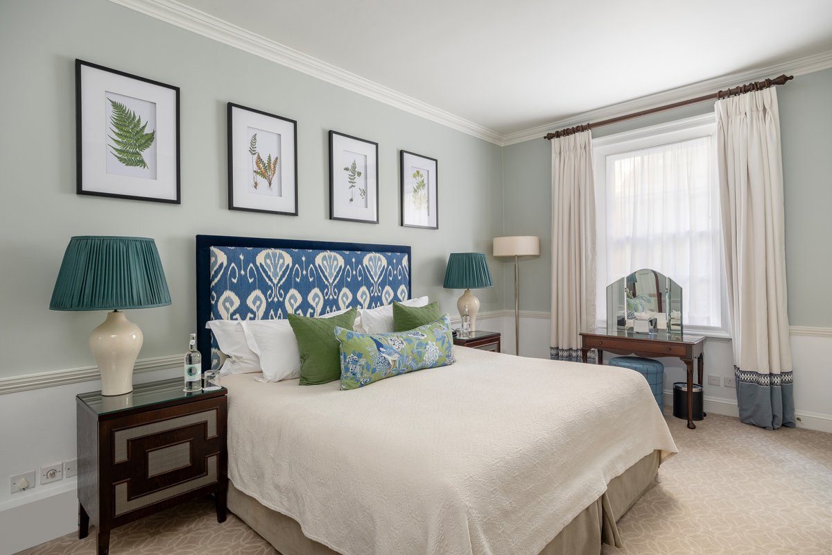 royalcrescent's tweet photo. Every one of our rooms has a completely unique design and décor to deliver an outstanding five-star experience.
Combining modern elegance with traditional character and charm #royalcrescenthotel #royalcrescent #bath #bathuk https://t.co/BD0ZzWs0WW