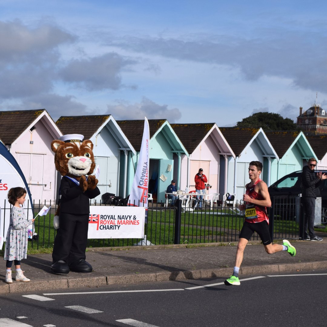 Have you been thinking about doing the Great South Run this year? 📣 Registration is now open! Great South Run is a 10-miler, with inspiring history, salty air and glorious sea views guaranteed. 👇 Click here to register your place rnrmc.org.uk/great-south-run