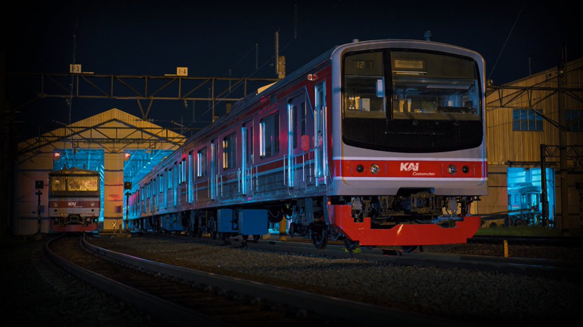 Akhiri segala rutinitas hari ini dengan istirahat berkualitas, panjatkan doa dan rasa syukur untuk kelancaran aktivitas esok hari. Selamat Malam #RekanCommuters