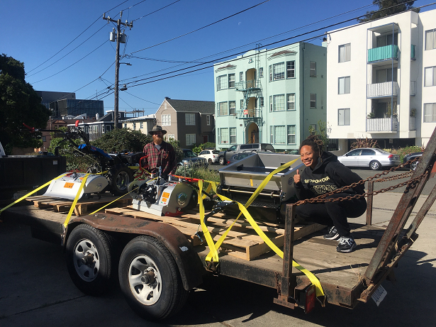 New BCS tractor arrived today! Thank you <a href="/UCBerkeleyFood/">Berkeley Food Institute</a> <a href="/NatureAtCal/">Berkeley Rausser College of Natural Resources</a> for your support of field research at Oxford and Gill Tract