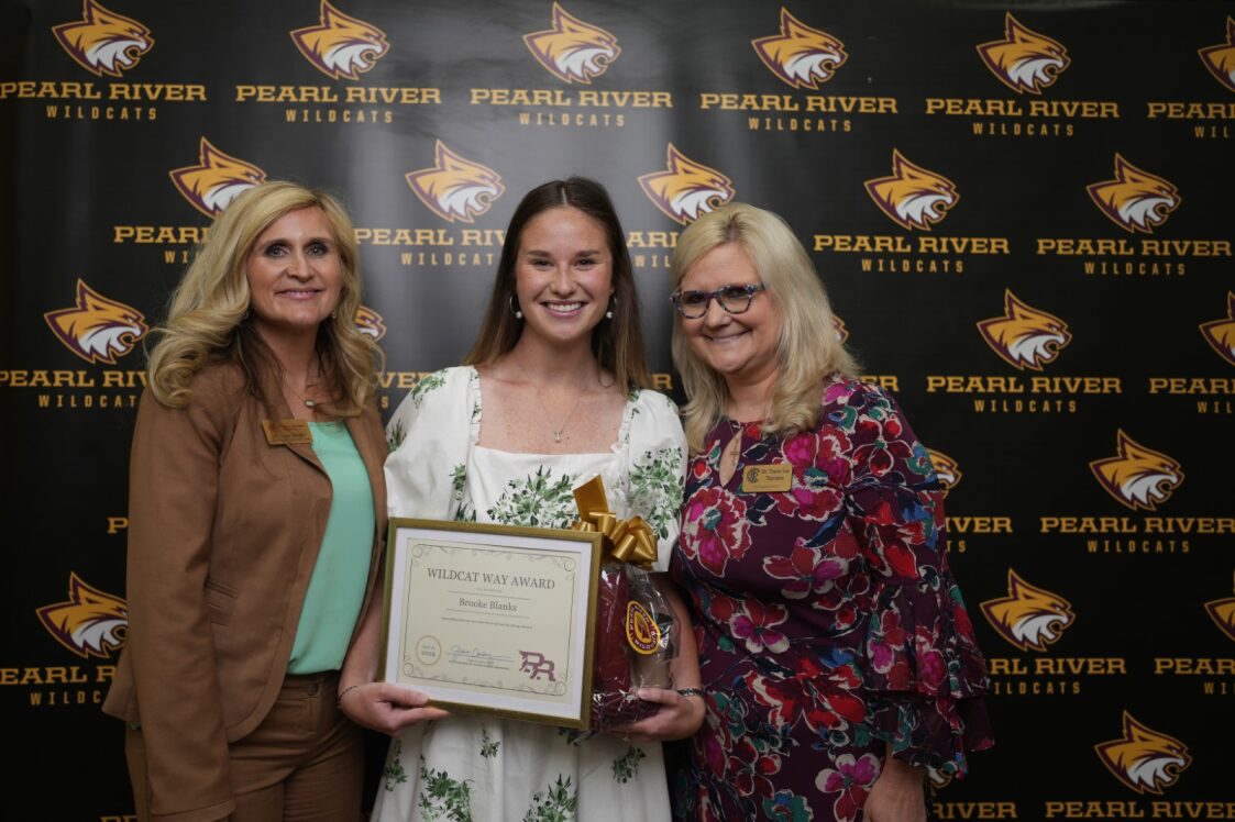 Congratulations to the amazing students recognized at the Forrest County Campus Awards Day. Read more about it: prcc.edu/prcc-students-… #ROARwithCHAMPIONS #CommunityCollege