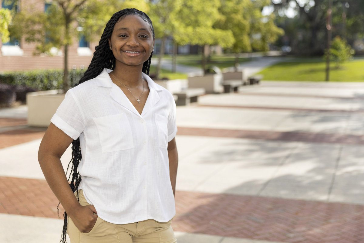 Shantia “Tia” Keondra Thomas of Macon, Georgia, is the recipient of the Spring 2024 President’s Award for Academic Excellence for the College of Nursing and Health Sciences at Valdosta State University. bit.ly/4aPKtKP #VState #BlazerNation 🔥 🎓