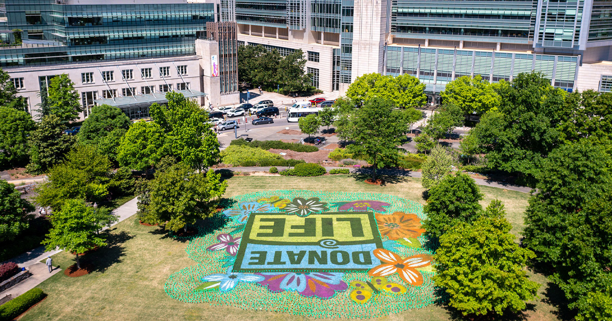 In recognition of National Donate Life Month, we've painted the front lawn of our hospital to highlight patients who are awaiting a life-saving transplant and to honor those who have given the gift of life through organ, eye, and tissue donation.
 #NationalDonateLifeMonth