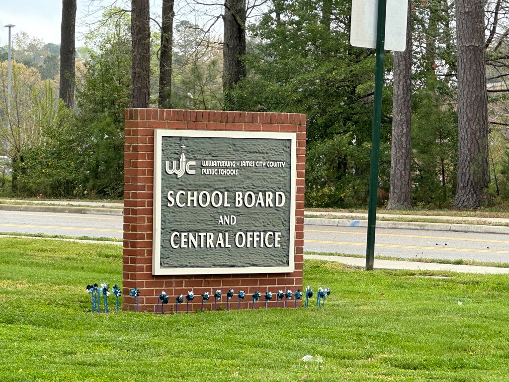 Thank you to Student Services, who supplied each of our locations with a display of pinwheels during Child Abuse Prevention Month. The pinwheel gardens serve as a visual reminder that all children deserve a healthy, happy and carefree childhood free from abuse and neglect.