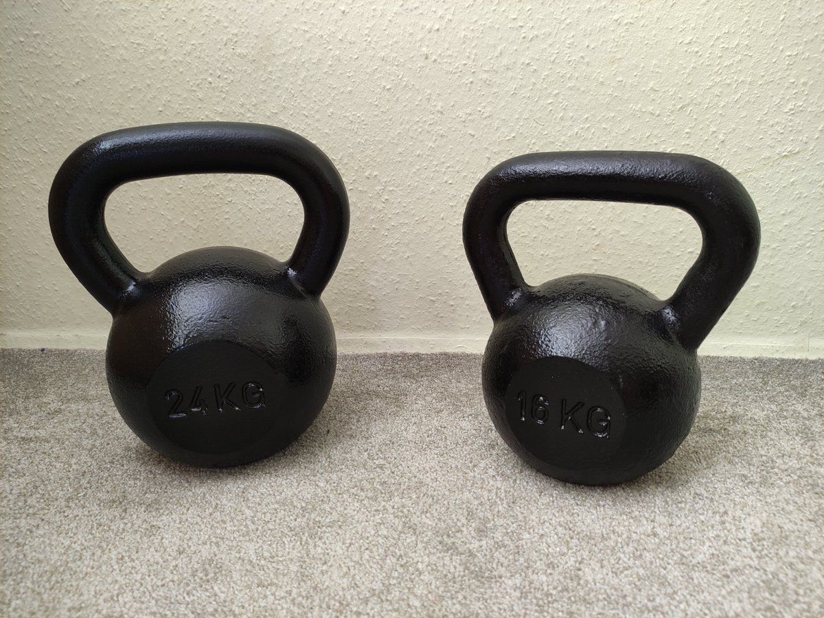 PardyFilip's tweet image. Velkej a malej - Poctivý základ domácího cvičení. (Jsou od českého výrobce Flexsport)
#kb5