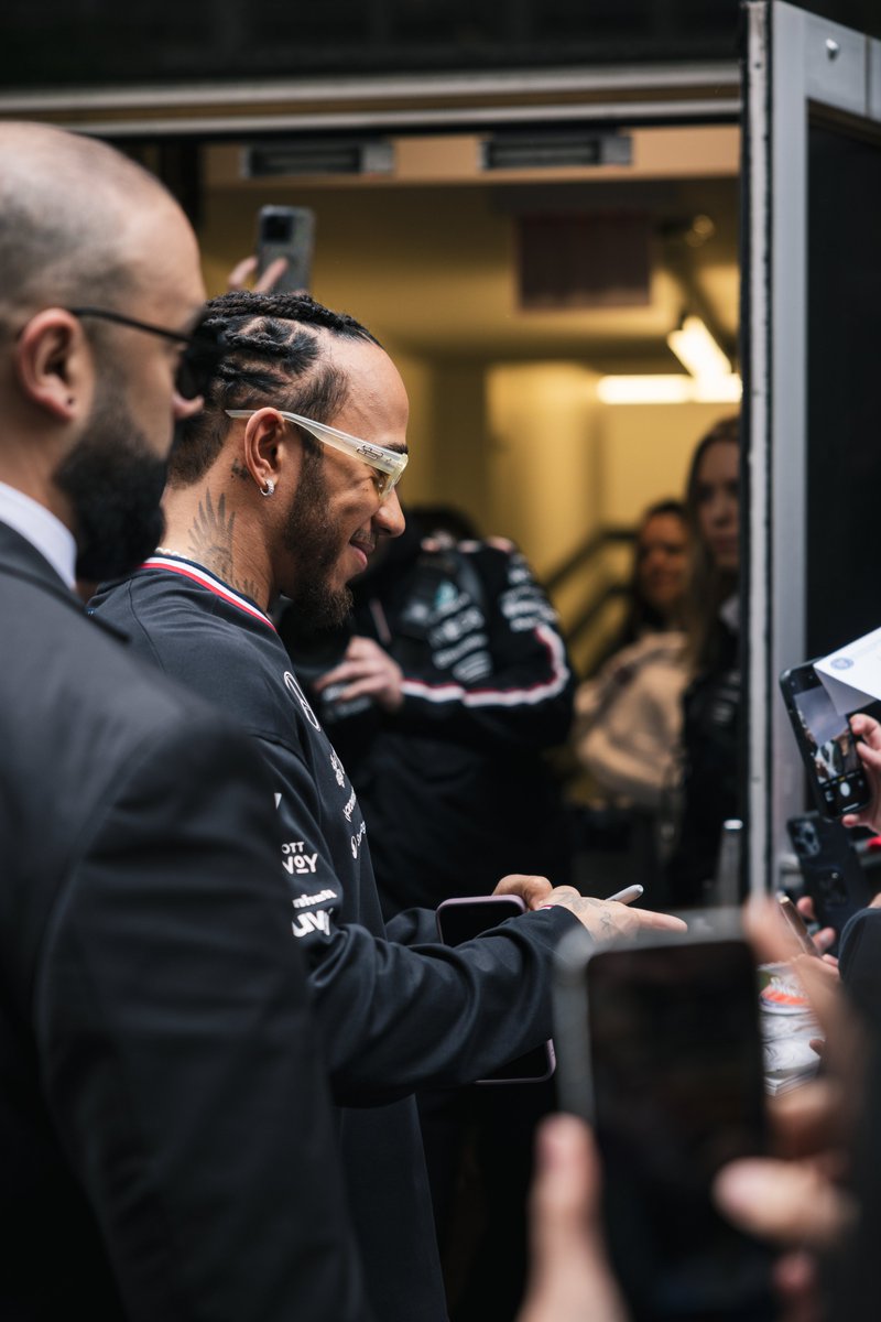 #F1 Excellent meeting @LewisHamilton, Toto, and the entire　@MercedesAMGF1　today! Welcome to NYC!