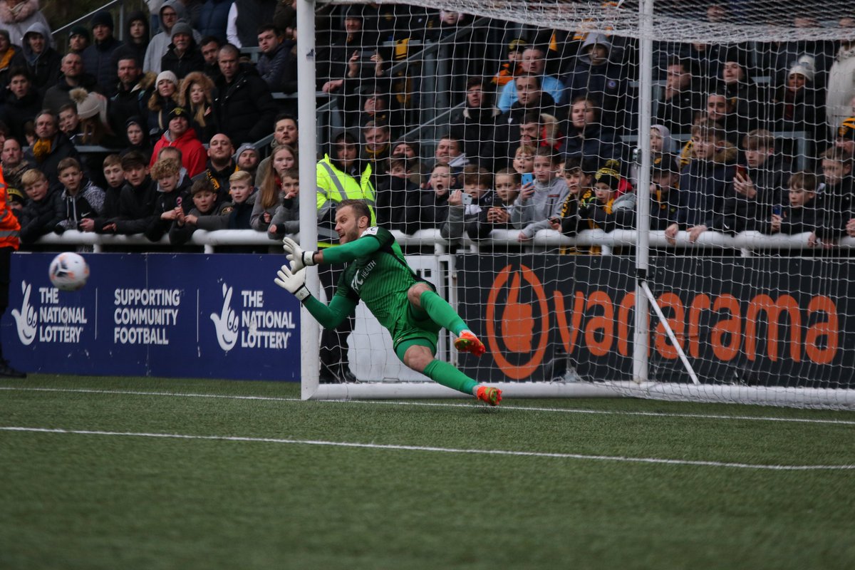 9⃣0⃣ appearances for The Bees in two seasons 🏆 Supporter's Player of the Season 2022/23 Thank you @lauriewalker89 🧡 #BarnetFC🐝