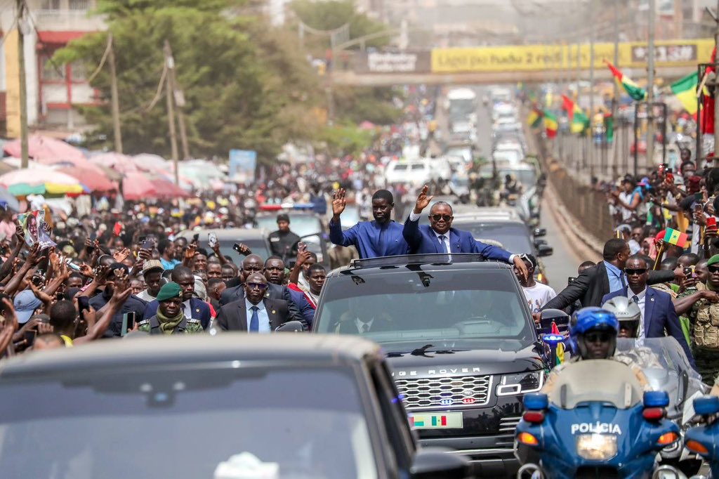 Le président BASSIROU DIOMAYE FAYE est arrivé en Guinée 🇸🇳