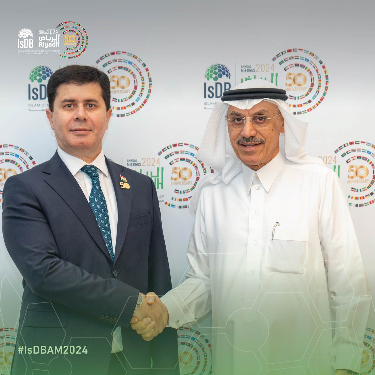 HE Mr. Zavqi Zavqizoda, Tajikistan's Minister of Economic Development and Trade (IsDB Governor), met with IsDB Group Chairman, H.E. Dr. Muhammad Al Jasser, during #IsDBAM2024. Discussions centered on the strategic and purposeful partnerships between Tajikistan and the IsDB,