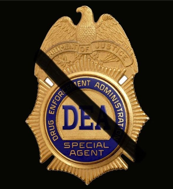 Our condolences to law enforcement impacted by the tragedy in #Charlotte. @USMarshalsHQ @CMPD @NCCorrection