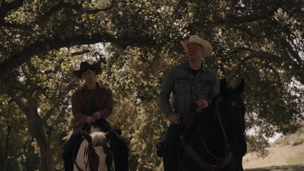A galloping good time! Watch your favorite seasons of #911LoneStar on @hulu!