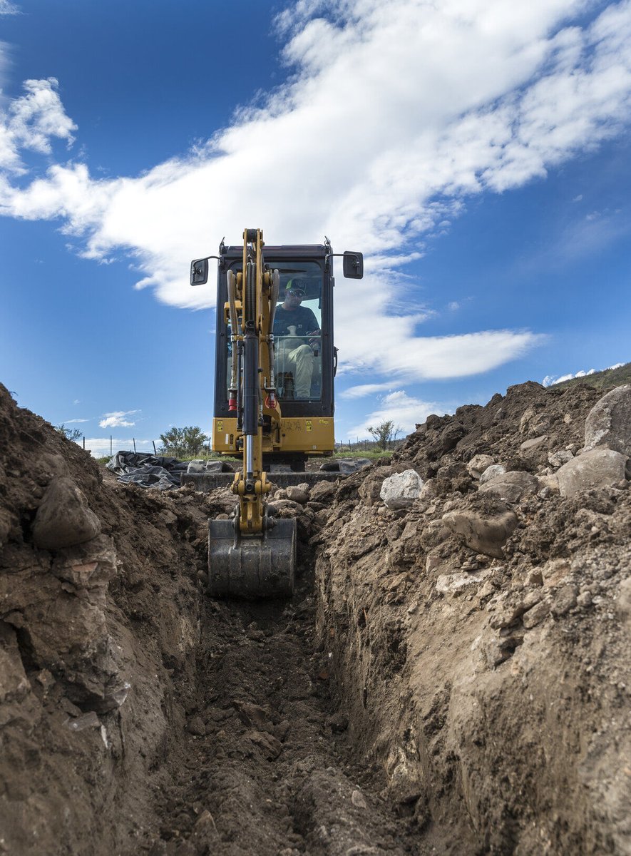 FinningNews's tweet image. The perfect all-round excavator. From digging trenches to farming. You name it, Cat® Mini Excavators have you covered. 

#MiniExcavator #Excavator #CatMachine #Caterpillar