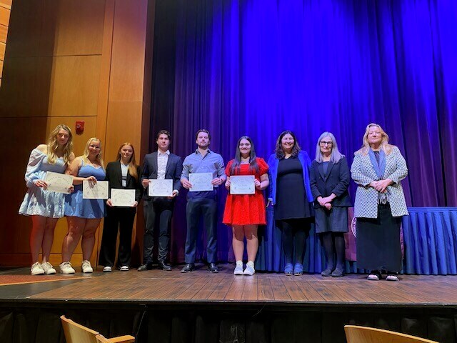 Congratulations to our incredible Academic #HonorSociety Inductees! 🙌📚 We are extremely proud of each and every one of you for your dedication to #AcademicExcellence. Keep up the great work! We are excited to see what you accomplish next. 👏🏽 #NewEngCollege #StudentExcellence