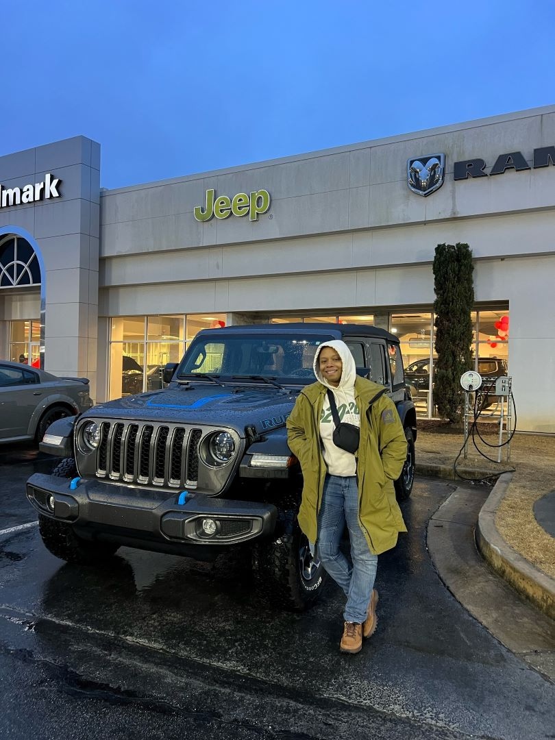 🎉✨Celebrating Danielle's newest adventure with her new Jeep Wrangler 4xe!🚙💨 The perfect ride for all her off-roading dreams. #NewRide #JeepLife #OffRoad #Hybrid🌟