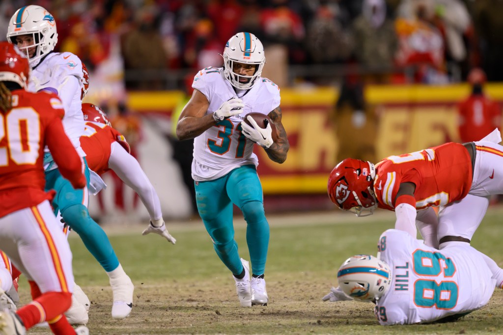 Chris Perkins: #Dolphins hint at much-needed philosophical changes, but will they follow through? trib.al/biCio8c #NFL