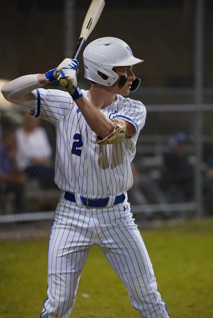 2024 #DPMPlayerOfTheYear Nominee No. 7 2026 MIF @GavinByrd04 of @LCS__Baseball. #Uncommitted and has shown present power, driving in 30+ runs in their 20-3 season. Regular Season .444 BA/1.193 OPS 33 RBI/6 HRs/3 2Bs 10 SBs @OstingerAcademy #DiamondCoverage