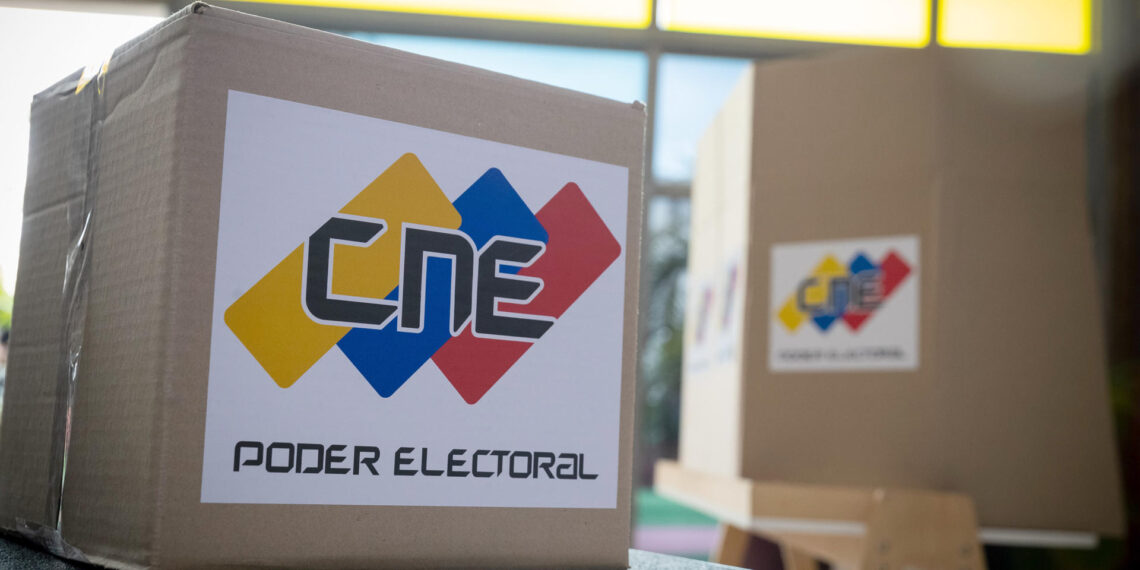 🔵 El CNE aprobó el acta del padrón electoral preliminar, que estaba prevista para el 29 de abril. 🗣️ La publicación en la web pudiera tardar hasta 48 horas, informó Eugenio Martínez. 📌 Vía: @puzkas