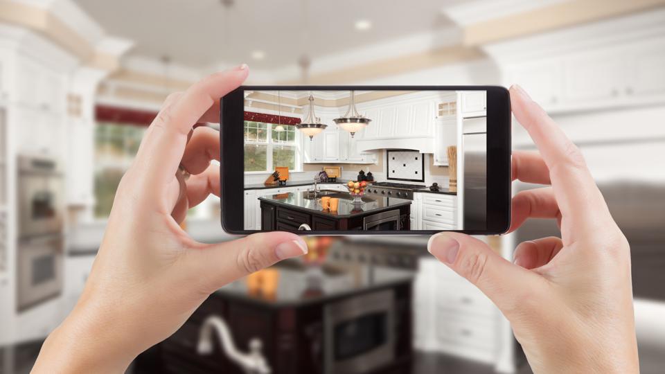 Utilizing 3D virtual tours is an excellent way for real estate agents to enhance their listings and provide a more immersive experience for potential buyers. Here's how you can utilize 3D virtual tours in your real estate business! Learn here 👉 likere.com/blog/utilize-3…