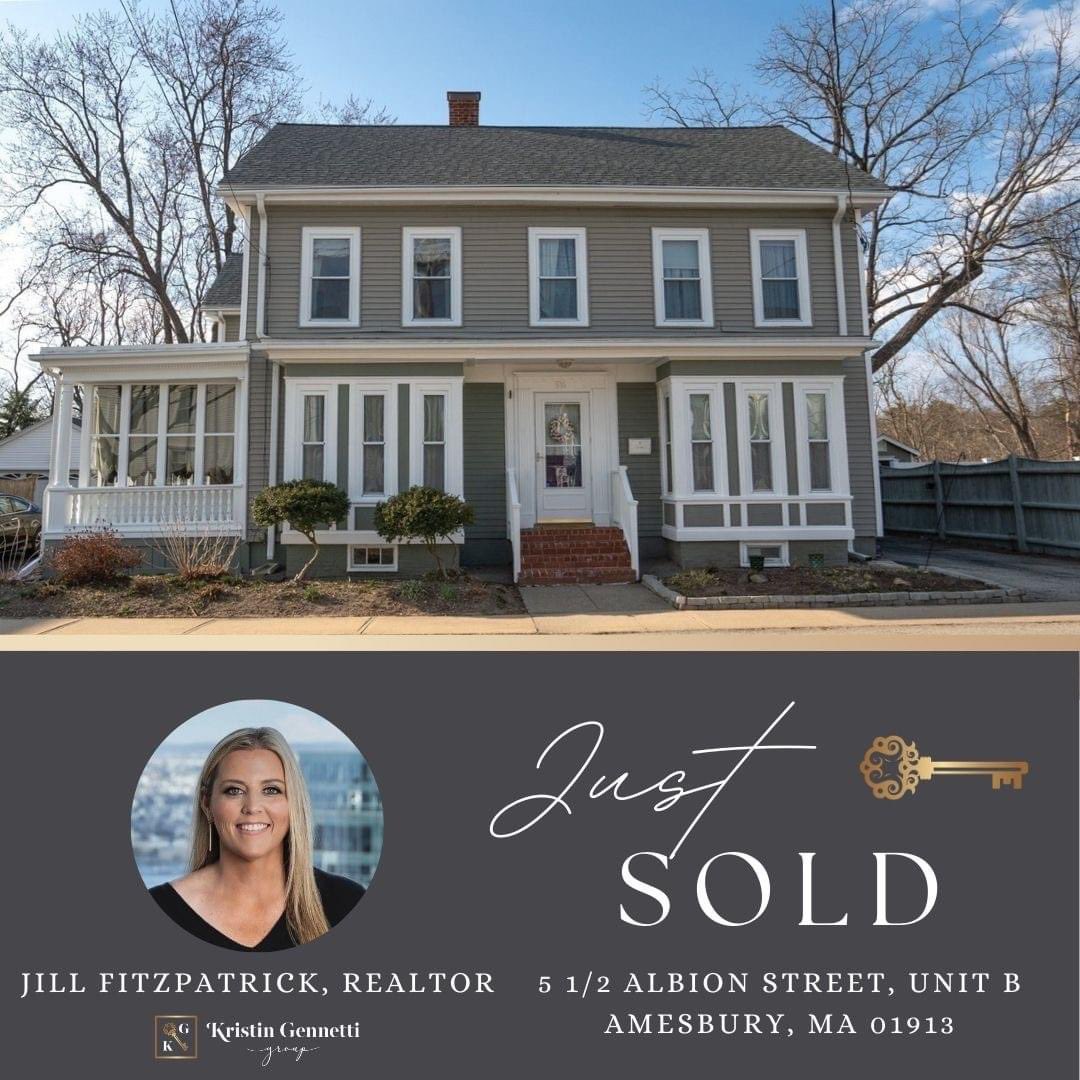 SOLD!!! So excited for my clients on their next home!  It’s the perfect place for an amazing couple!  

#sold #amesbury #newhome #condoliving #jillfitzrealestate #boston #jillfitzpatrickrealtor #bostonrealestate #bostonrealtor #sohappy #somanypaintchoices #home