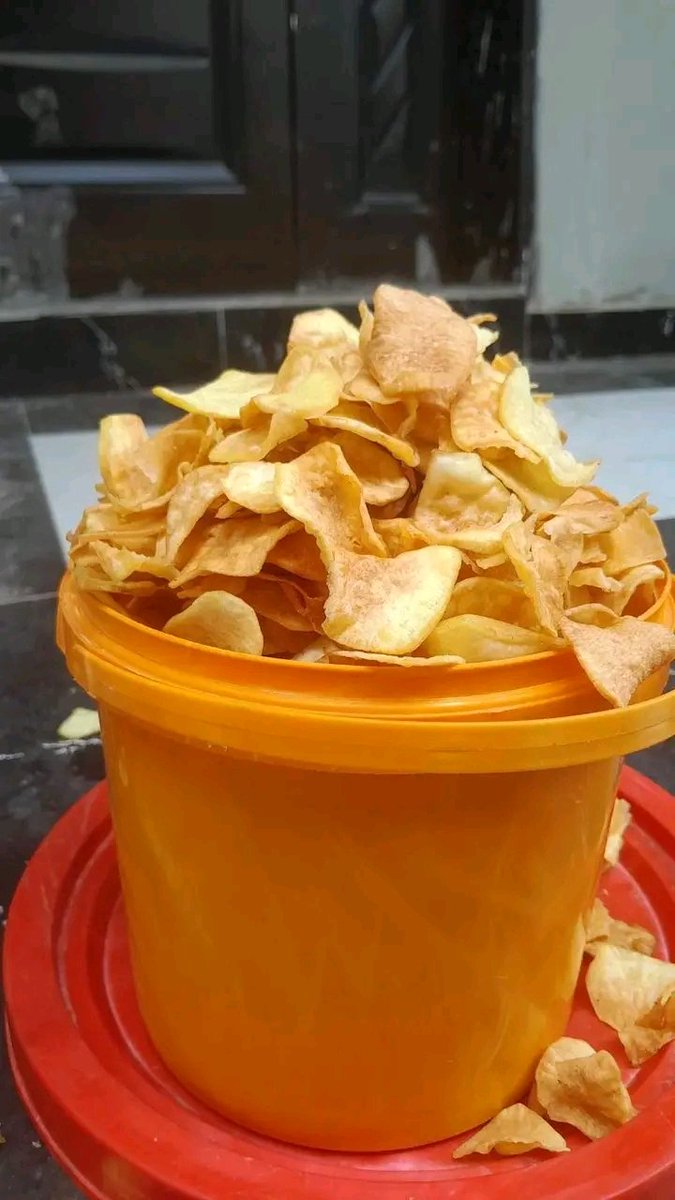 Which is your favorite?

PLANTAIN CHIPS     OR     POTATO CHIPS