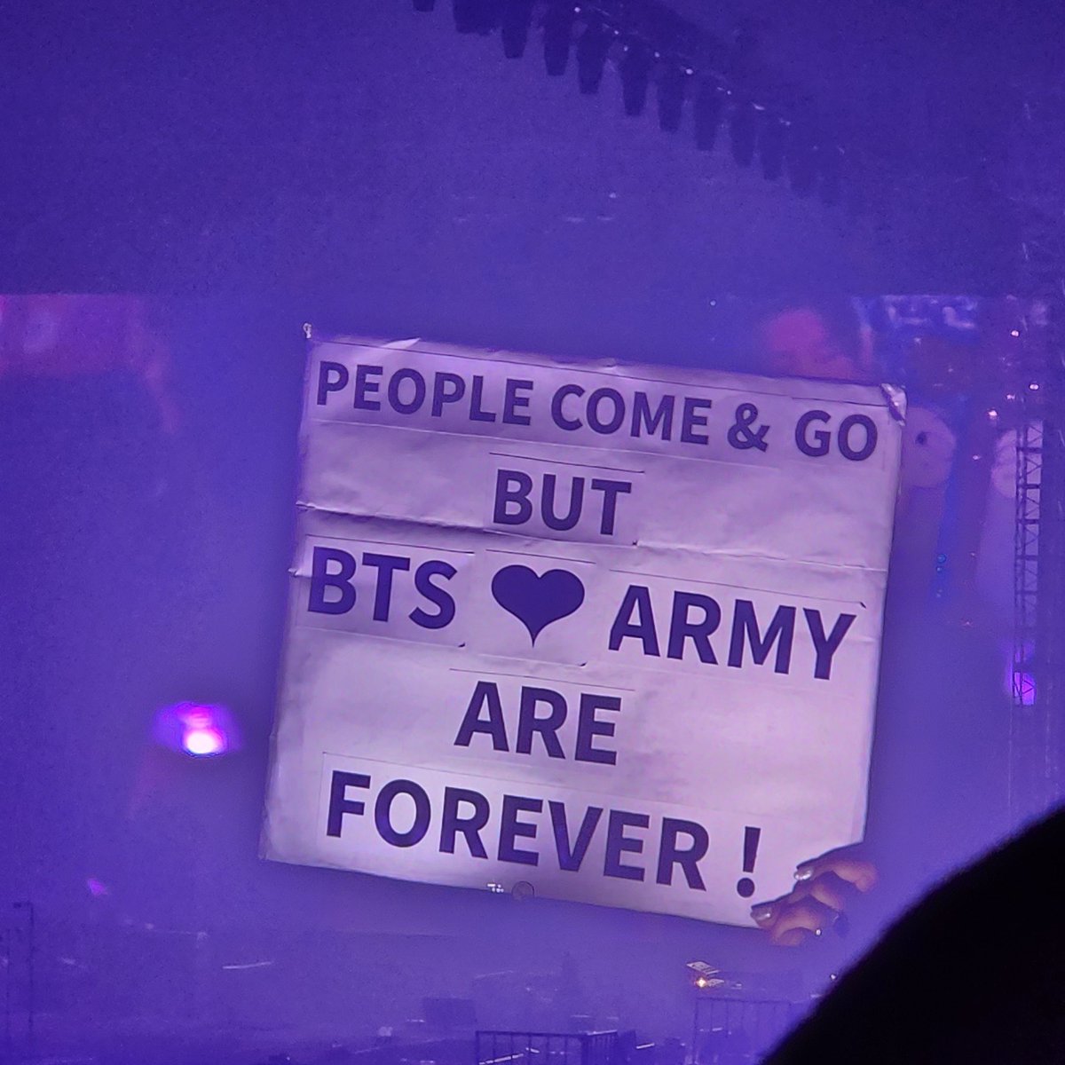 ThePurpleMez's tweet photo. The relationship between BTS & ARMY will never change.
We go through things together that are beautiful & difficult.
We support each other in our lives & respect decisions that are made.
We live together in a purple universe & we love unconditionally.
#proudbtsarmy https://t.co/eVzxmz49bn