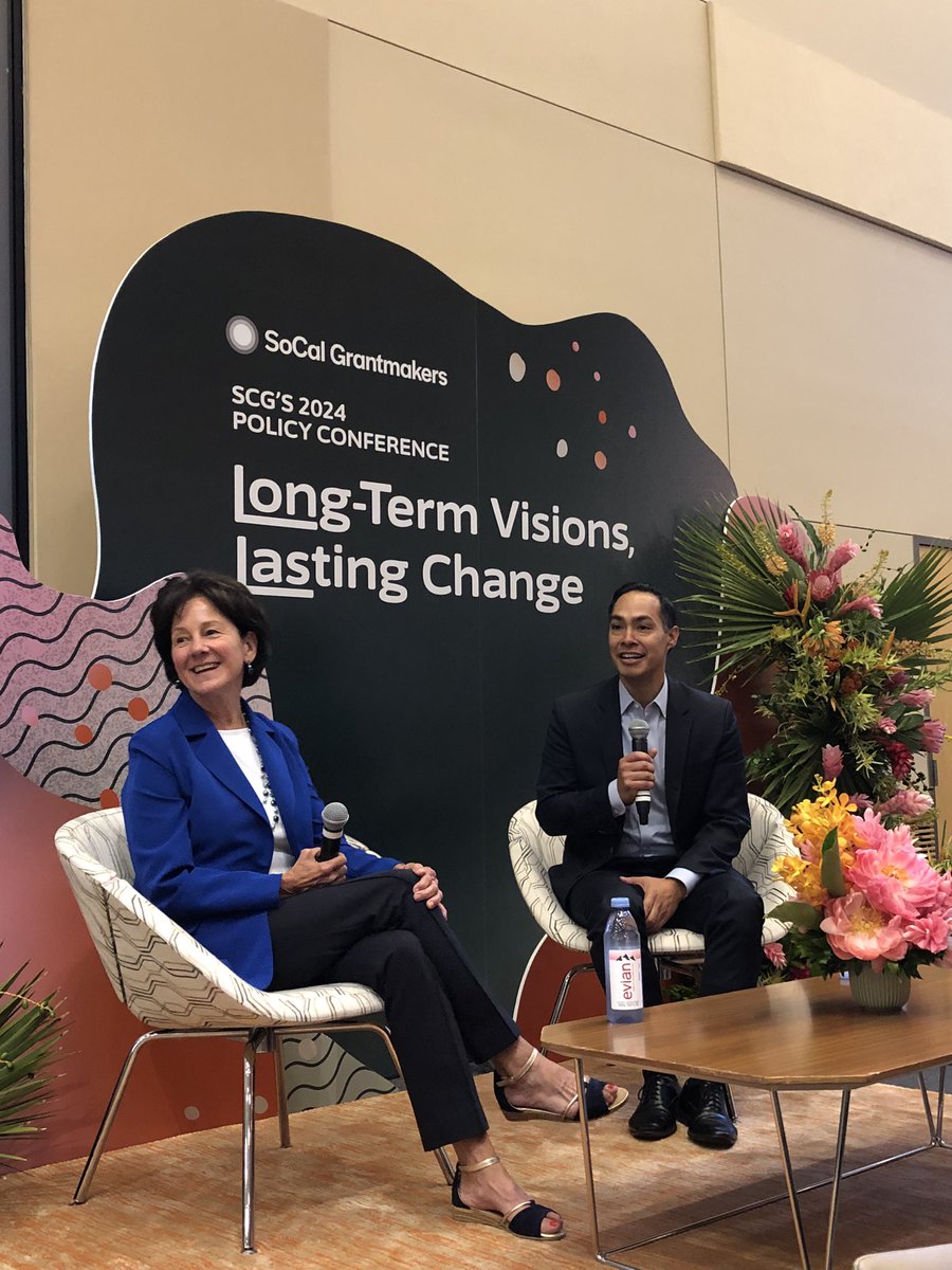 .@JulianCastro takes the stage with legendary leader @MonicaCLozano for a fireside chat on how the philanthropic sector can create lasting change. #SCGPPC24 @Socalgrantmaker @LatinoCommFdn