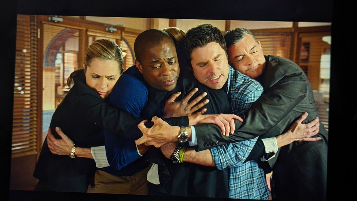 MockTurtlePower's tweet image. I'm almost finished rewatching Psych  😭. I dived into a cave of delicious flavor and I do not want to come back out. 🍍