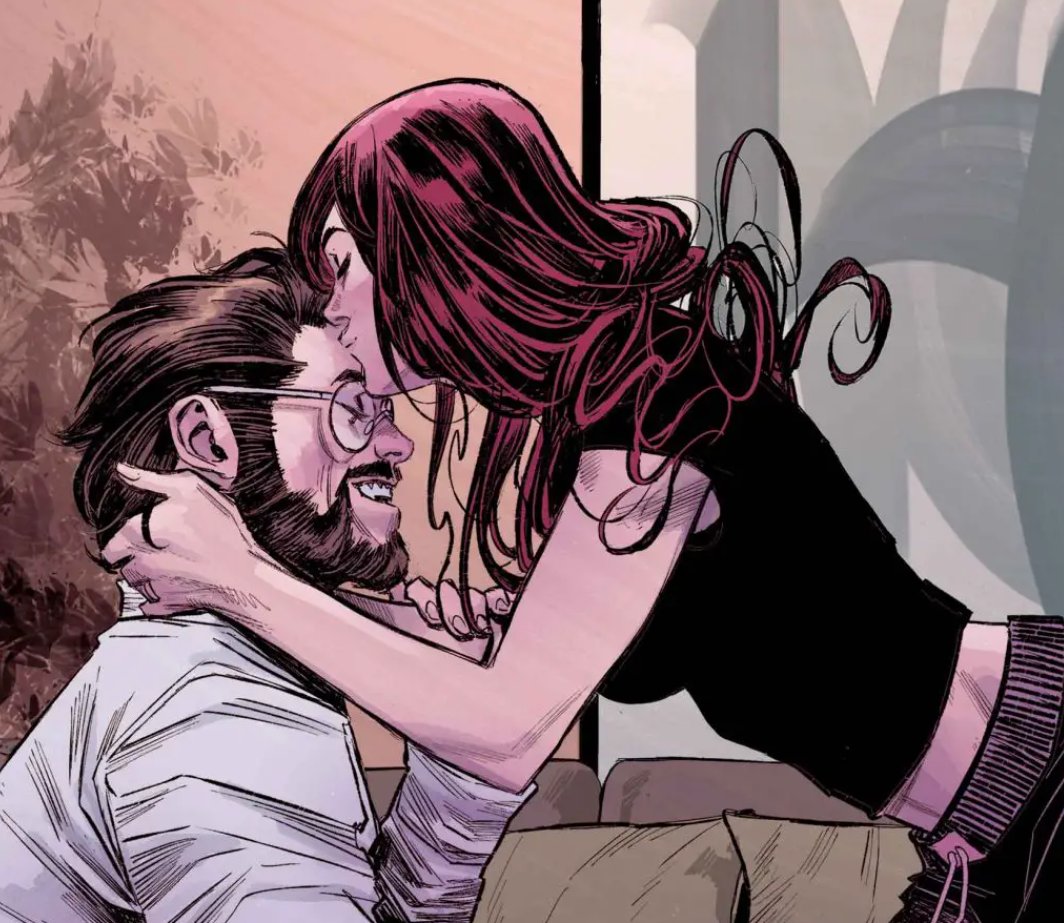 The way a piece of art can show us how true love feels is magnificent.

It's been almost 5 months since USM dropped out and I'm still amazed by how a single panel shows how much MJ loves Peter and vice versa.

Ps: This panel sold me to read USM.
#UltimateSpiderman #PeterMj
