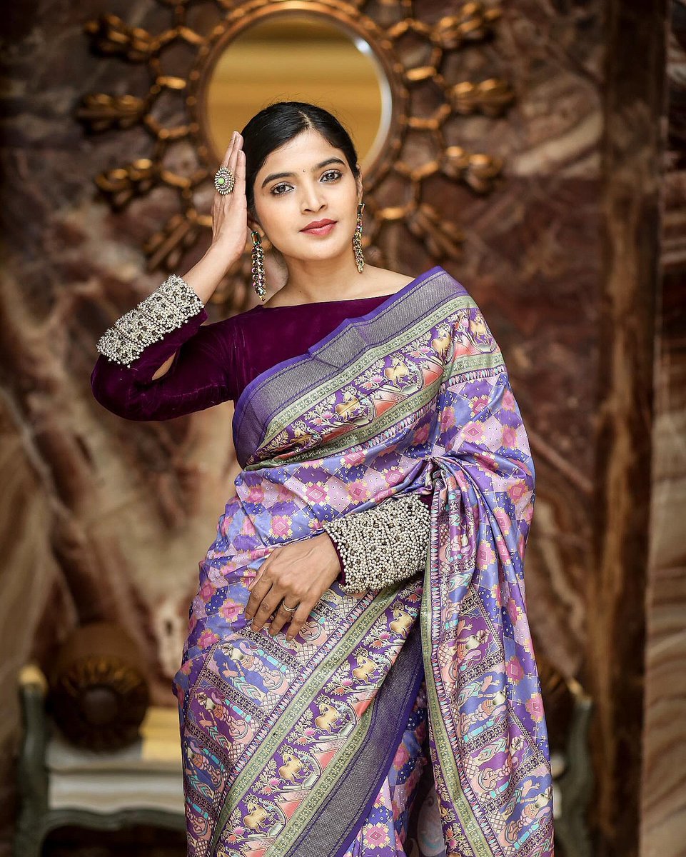 Actress Sanchita Shetty latest photoshoot pic 💖 

#VisualDrops #actress #sanchitashetty #photoshoot