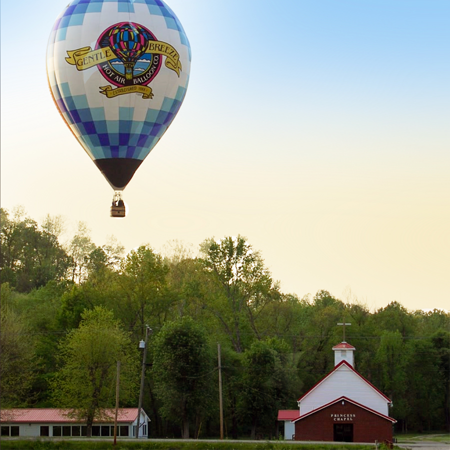 Are you looking for a unique way to propose? This picture goes back a few years, but this was from a proposal flight...in Kentucky...in front of the Princess Chapel.  Talk about romantic!! ❤🩷💜 #goingtothechapel💒 🎼🥰

#GentleBreezeBalloonRides #willyoumarryme #WeddingIdeas