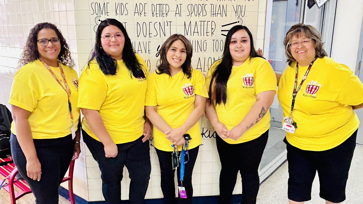 Big 🗣️🗣️🗣️to all our amazing school volunteers! Your dedication and support is critical when it comes to delivering an “A- Rated” education for our Bobcats. True difference makers in our community.Thank you for all that you do! 🙌 #PublicSchoolVolunteerWeek 🐾⬆️🖤🤍❤️