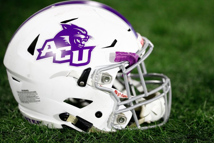 #AGTG After a great conversation with @coachp_ACU I’m blessed to say that I have received an offer from Abilene Christian University @ACUFootball #GoWildcats @Coach_Hughes2 @CoachWeathersby @CoachB_Morgan  @CoachJShaw @WeissFootball #recruitweiss #WolfPack🐺‼️