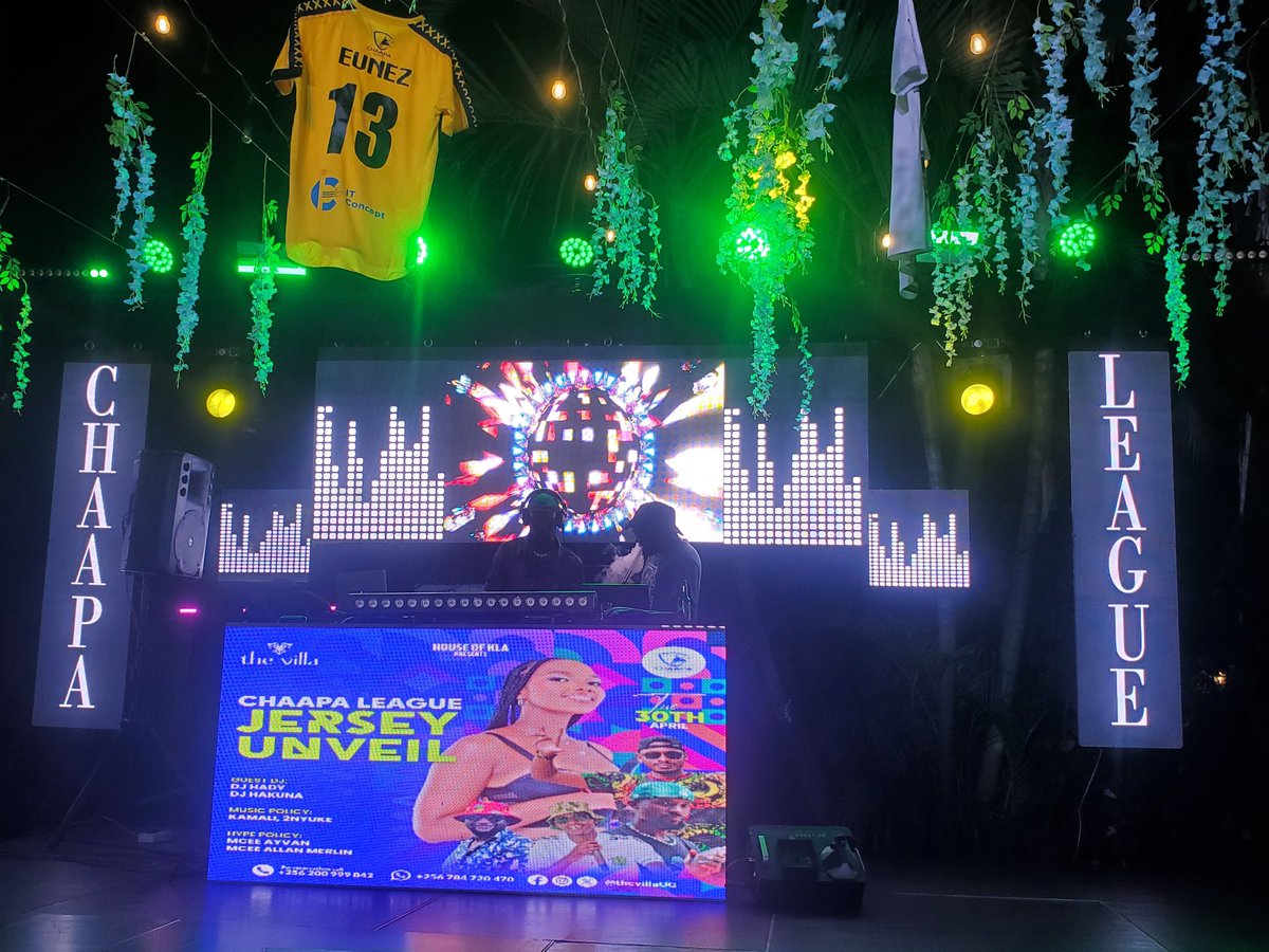 And boom, we are on for the @ChaapaLeague jersey unveiling at @thevillaUG ! The stage is set and we are live! #Obunuzi9 #Chaapaleague9